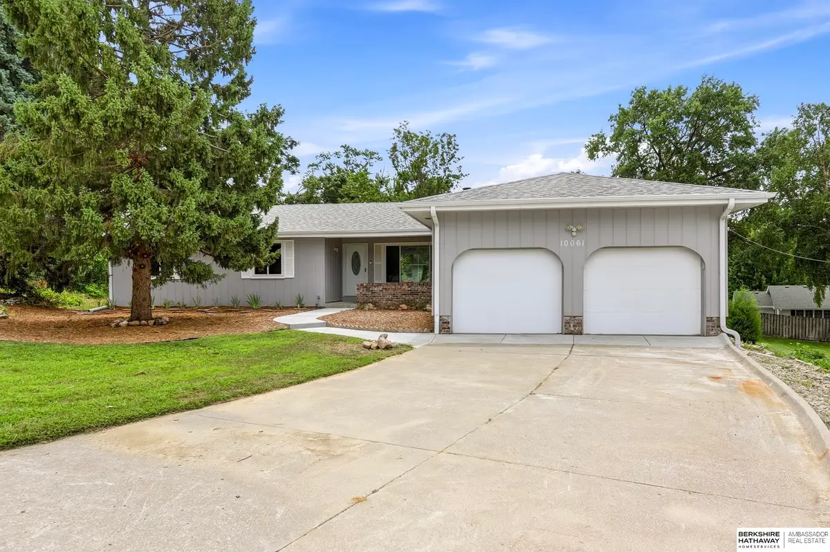 10061 Miami Circle, Omaha, NE 68134 - #1