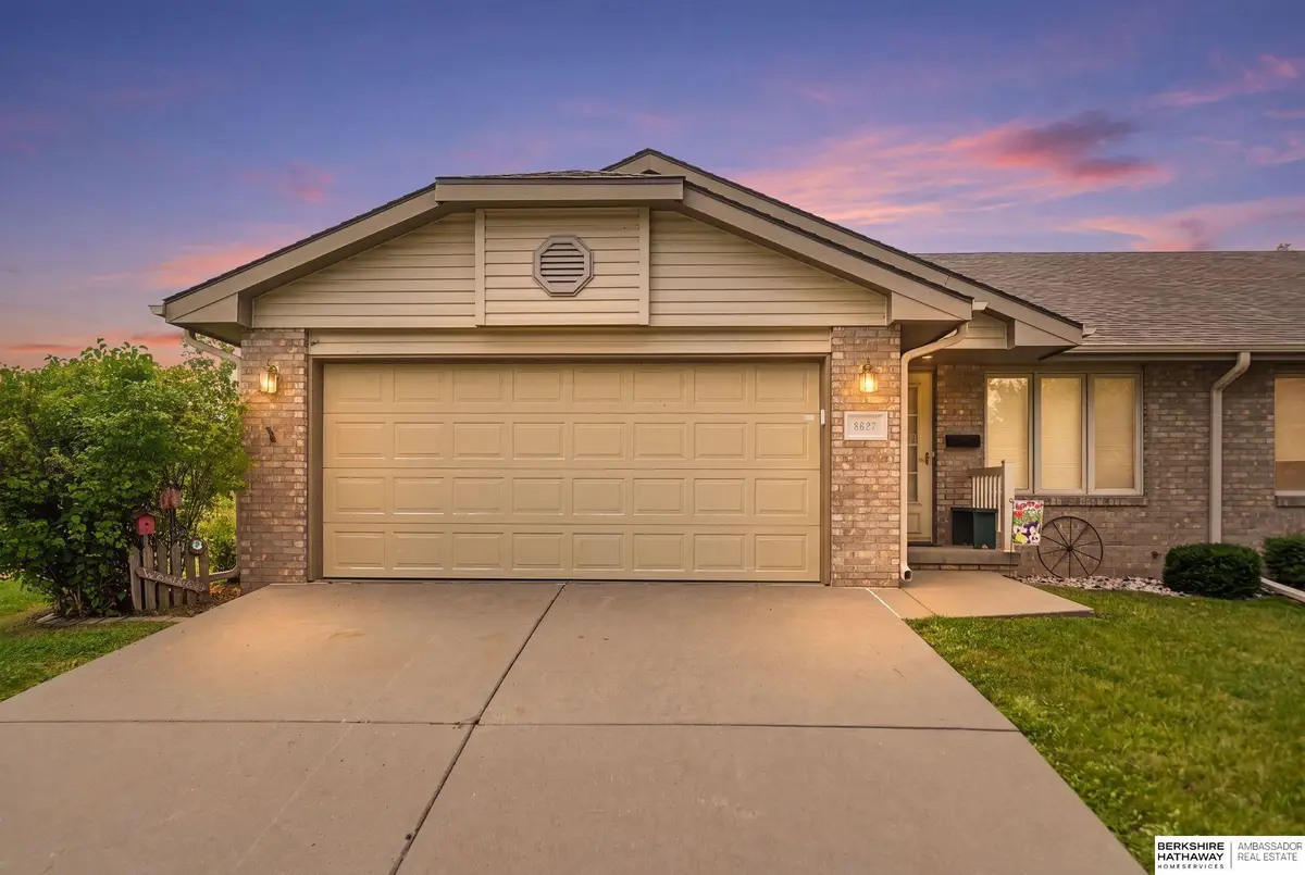 8627 Peregrine Court, Lincoln, NE 68505 - #1