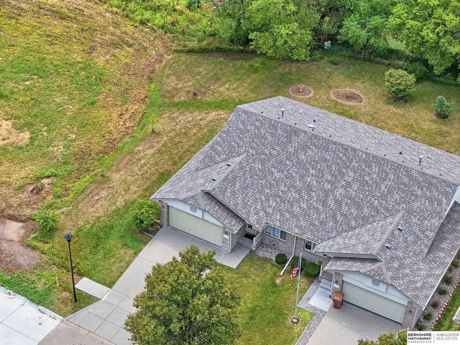 8627 Peregrine Court, Lincoln, NE 68505 - #3
