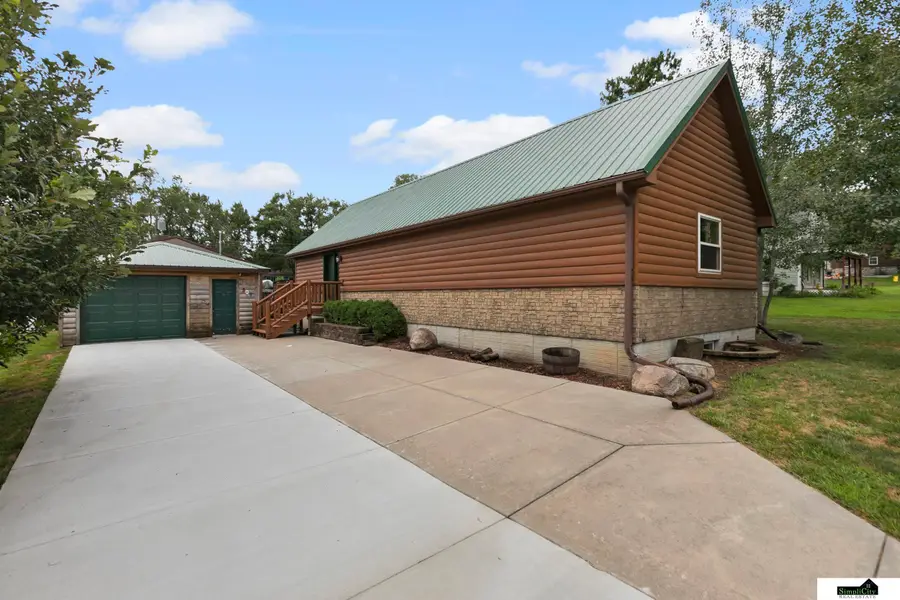 309 E D Street, Elmwood, NE 68349 - #2