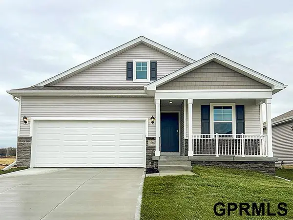 12617 S 206th Street, Gretna, NE 68028