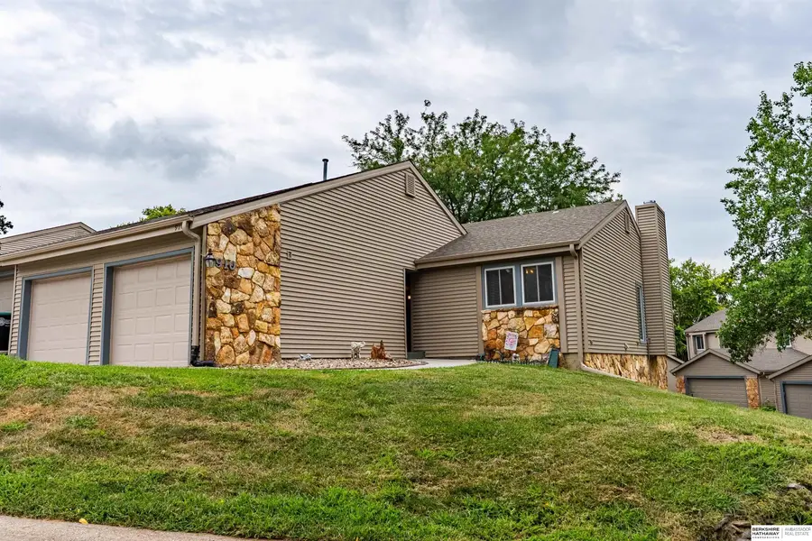 910 S 153rd Court, Omaha, NE 68154 - #3