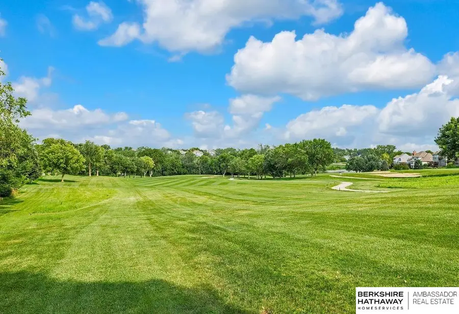 811 Western Hills Drive, Papillion, NE 68046 - #3