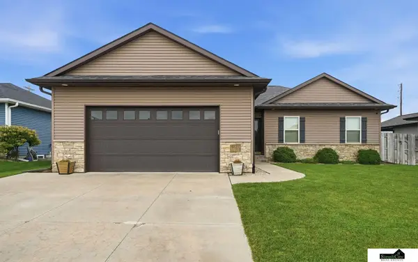 9625 S 71 Street, Lincoln, NE 68516