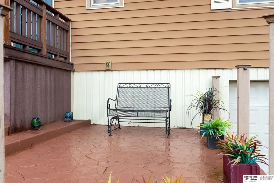 4913 N 58 Street, Omaha, NE 68104 - #3