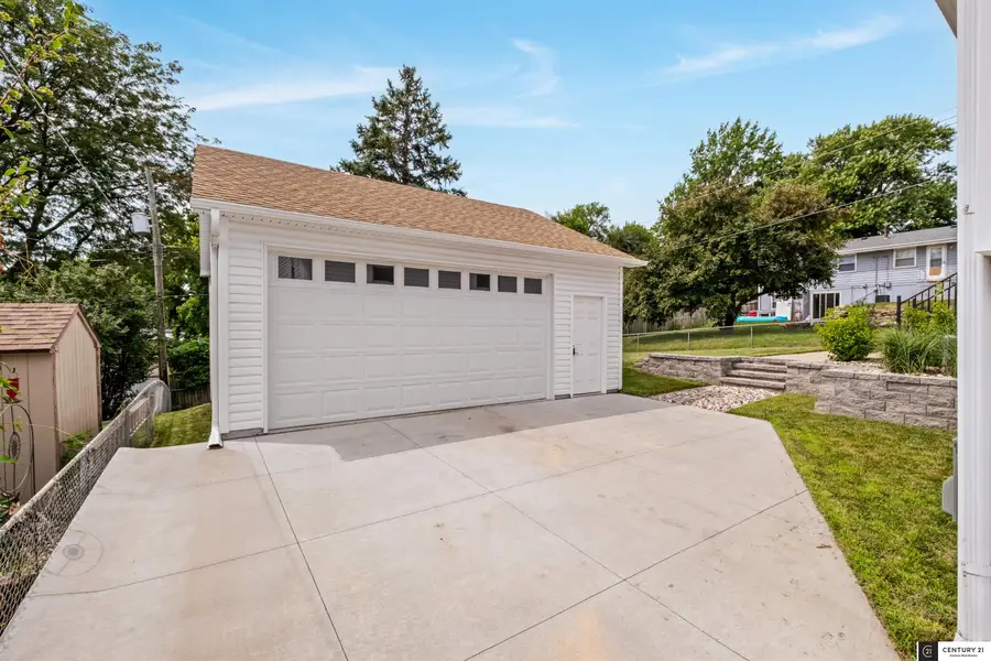 9223 Ames Avenue, Omaha, NE 68134 - #2