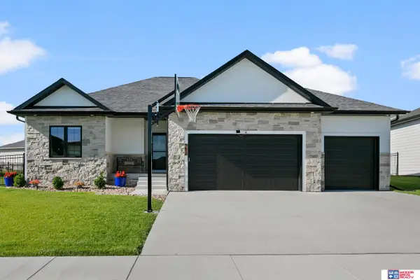 9657 Toma Road, Lincoln, NE 68526