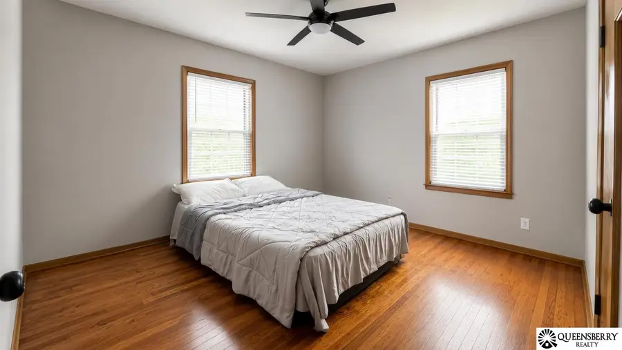 4916 S 41 Street, Omaha, NE 68107 - #3