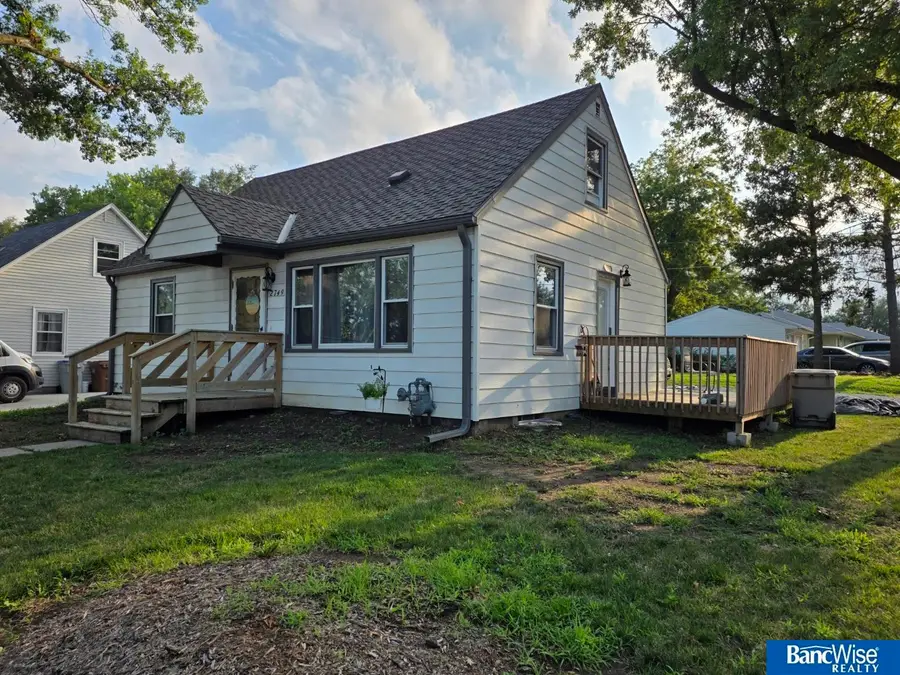2749 N Cotner Boulevard, Lincoln, NE 68507 - #2