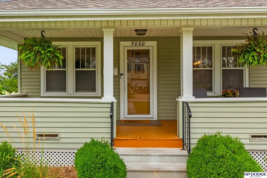 5880 Bancroft Street, Omaha, NE 68106 - #3