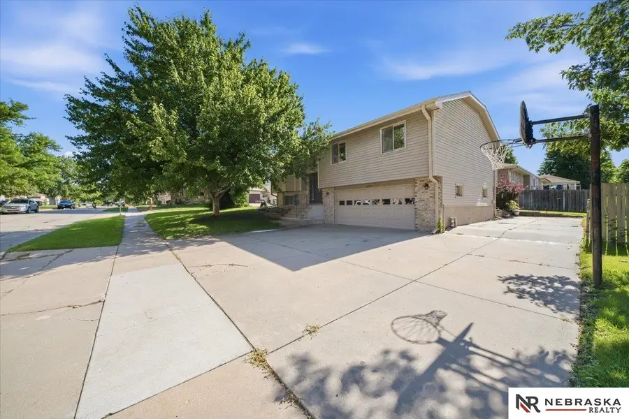 3540 N 2nd Street, Lincoln, NE 68521 - #2