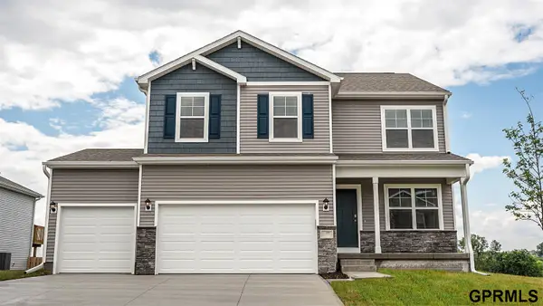 6066 N 185 Street, Elkhorn, NE 68022