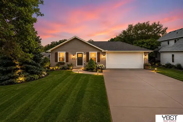 1564 Trumball Terrace, Plattsmouth, NE 68048