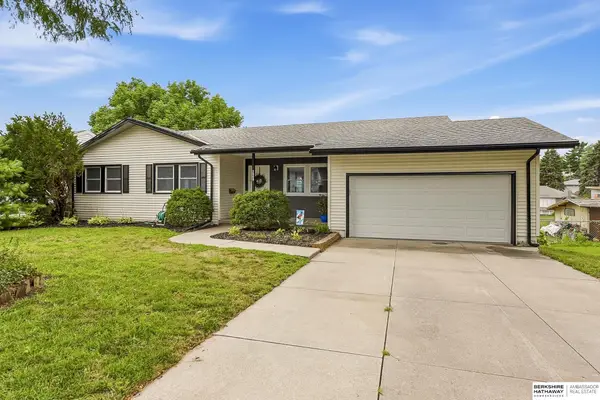 2009 Lloyd Street, Bellevue, NE 68005
