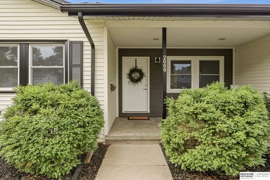 2009 Lloyd Street, Bellevue, NE 68005 - #2