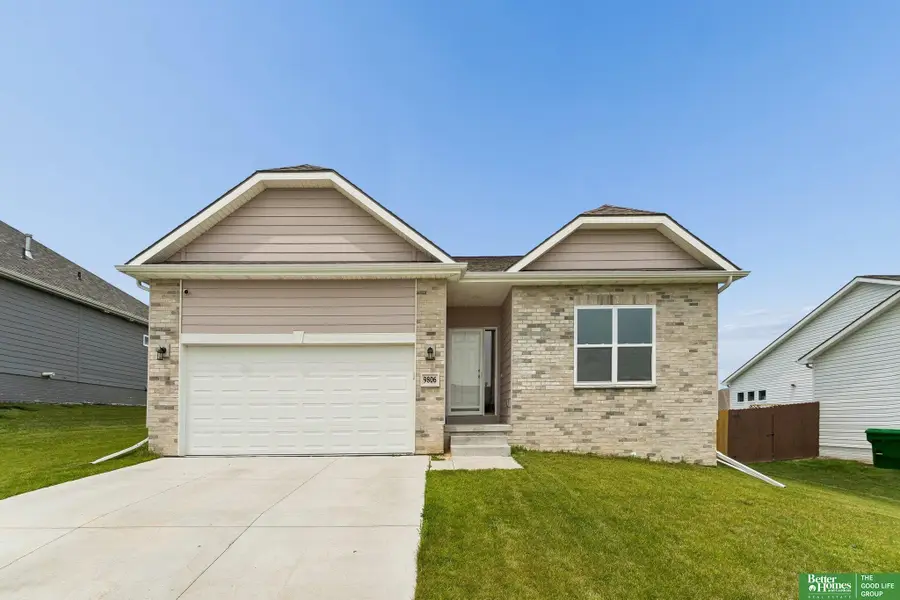 9806 Osprey Lane, Papillion, NE 68046 - #2