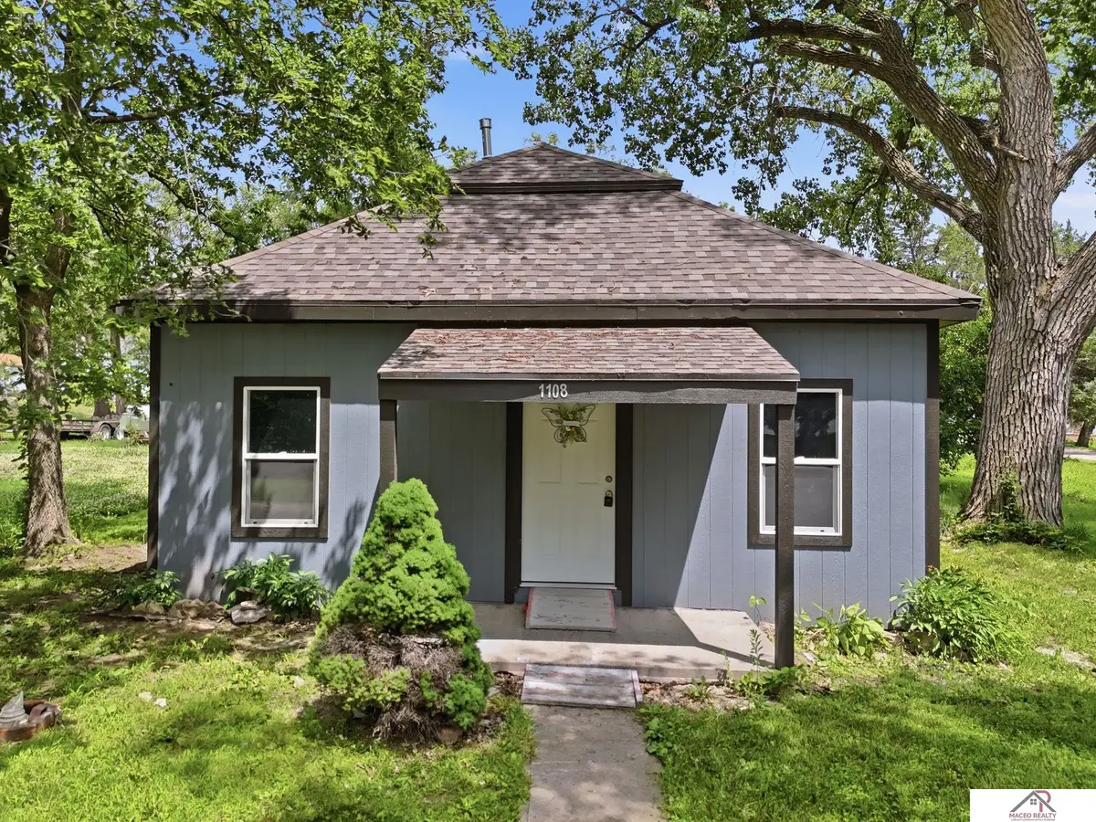1108 Oak Street, Fairbury, NE 68352 - #1