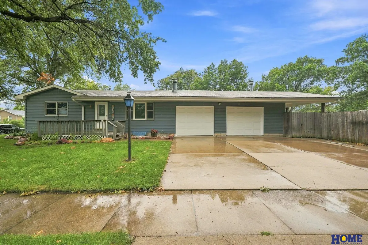 1701 N 52nd Street, Lincoln, NE 68504 - #1