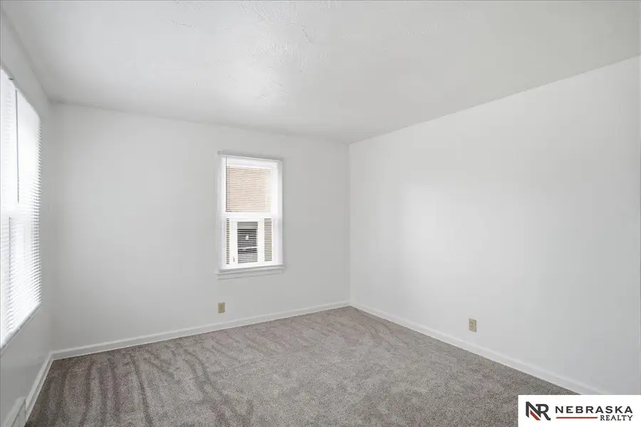 3356 N 36 Avenue, Omaha, NE 68111 - #3