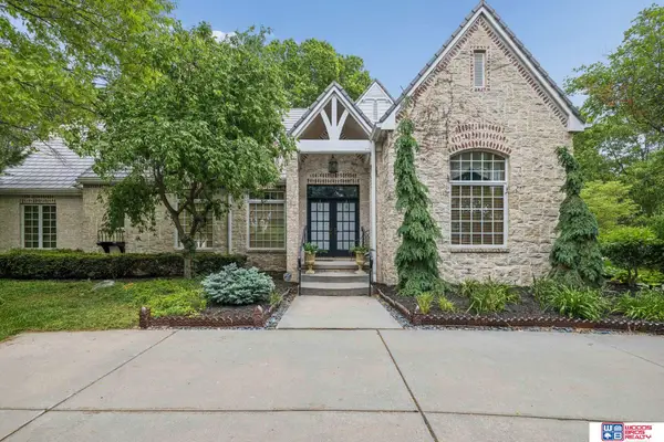 2350 Ridge Road, Lincoln, NE 68512