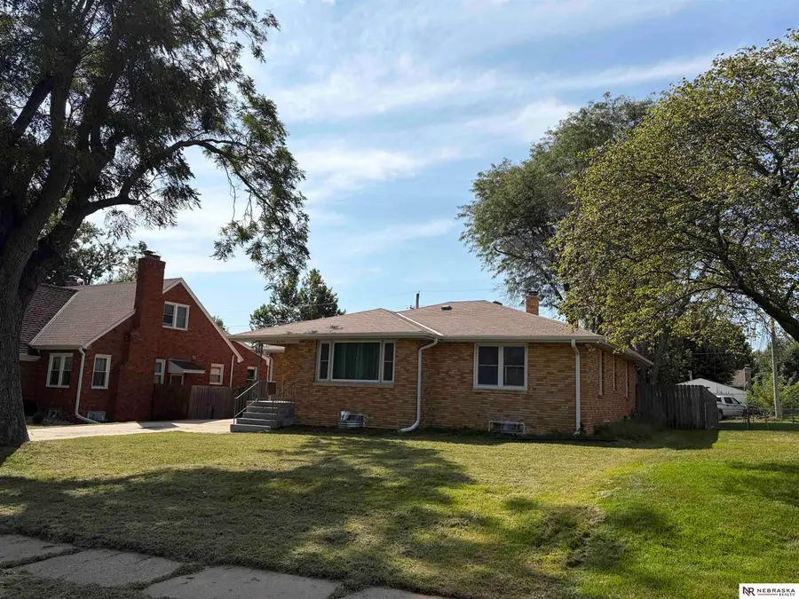 4139 M Street, Omaha, NE 68049 - #3