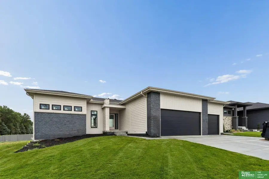 21126 Atwood Avenue, Elkhorn, NE 68022 - #2