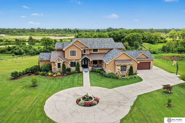 1520 Provencal Circle, Yutan, NE 68073