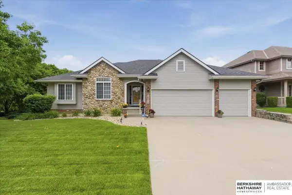 16313 Josephine Street, Omaha, NE 68136