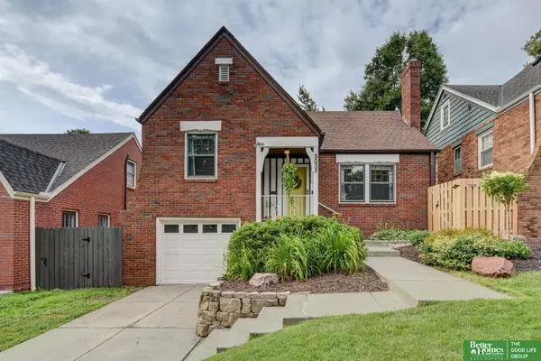 5035 Charles Street, Omaha, NE 68132
