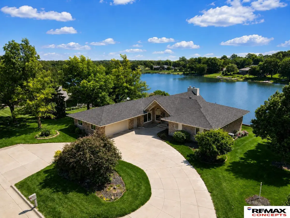 1416 Doyle Lane, Beatrice, NE 68310 - #1