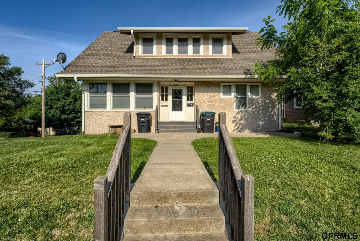 824 S 38th Street, Omaha, NE 68105 - #1