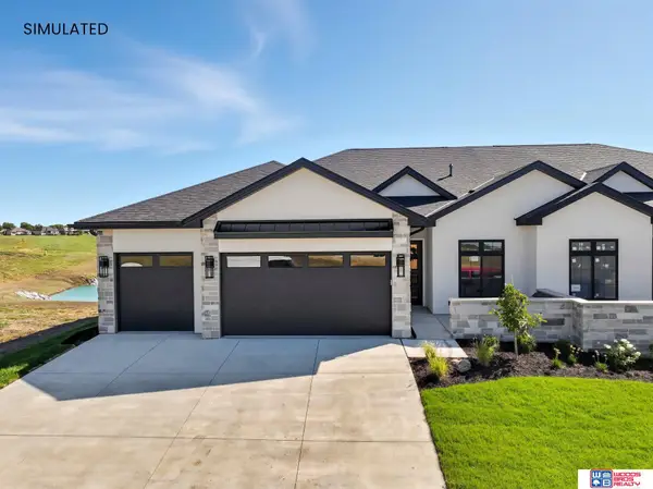 8026 S 43rd Street, Lincoln, NE 68516