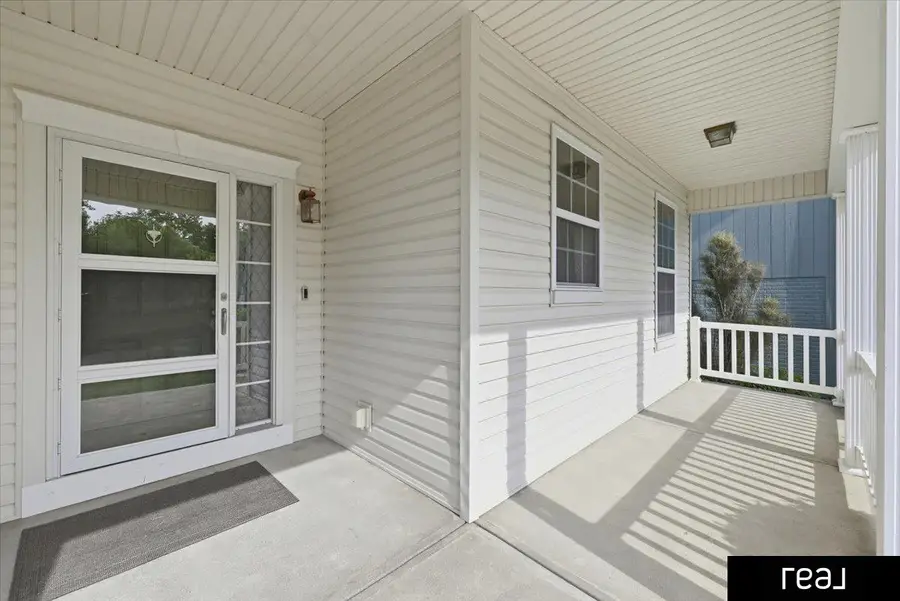 7440 N 87th Street, Omaha, NE 68122 - #2