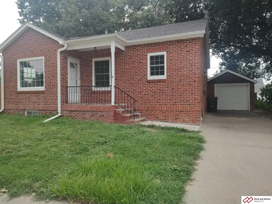 1609 Washington Street, Beatrice, NE 68310 - #2