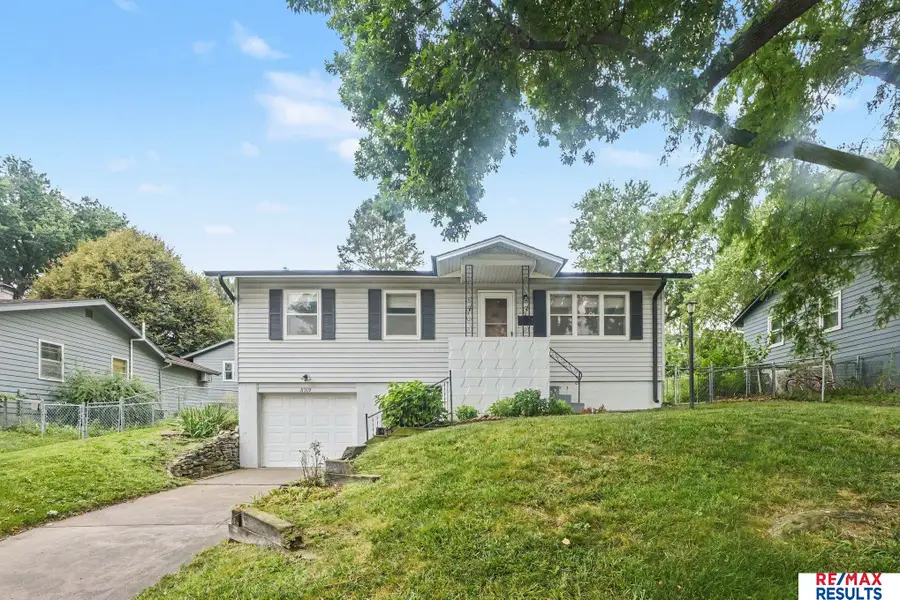 8919 Valley Street, Omaha, NE 68124 - #2