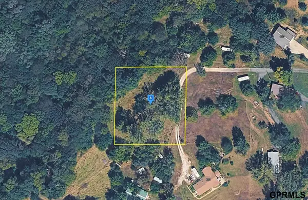 650 Rock Bluff Road, Plattsmouth, NE 68048