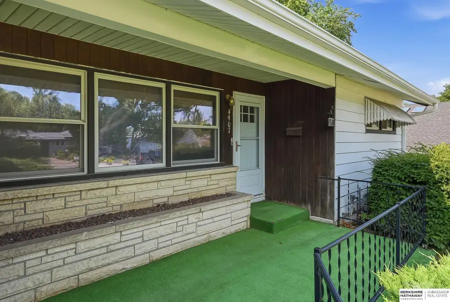 4907 Curlew Lane, Omaha, NE 68106 - #2