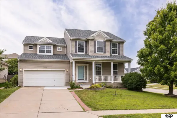 7528 N 107 Street, Omaha, NE 68122