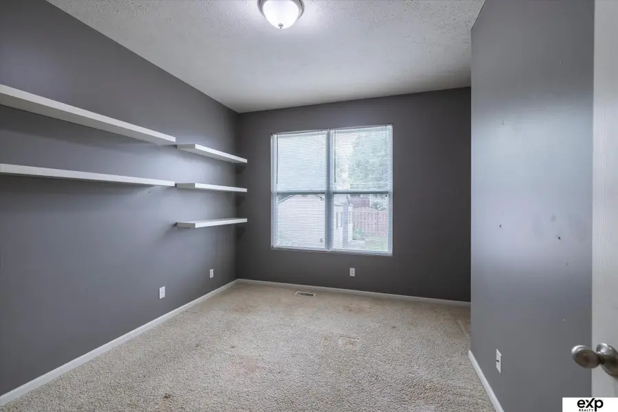 7528 N 107 Street, Omaha, NE 68122 - #3