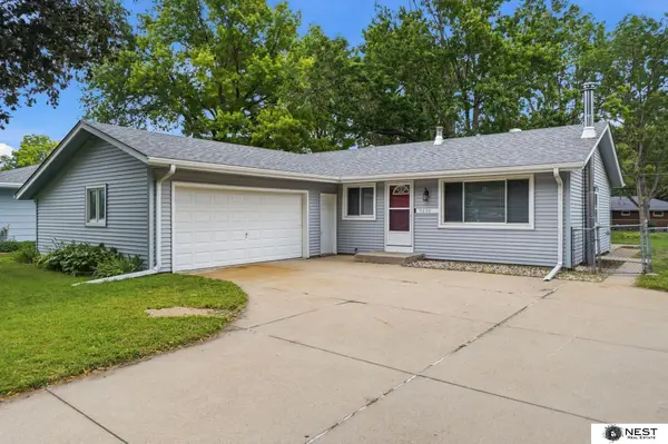5230 S 50th Street, Lincoln, NE 68516