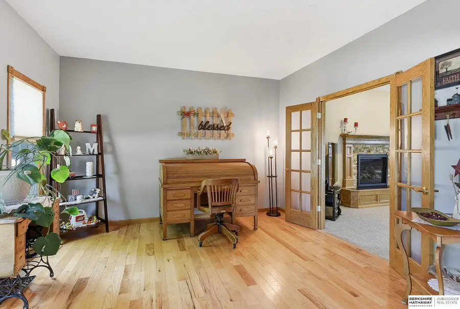 16135 Dewey Avenue, Omaha, NE 68118 - #3