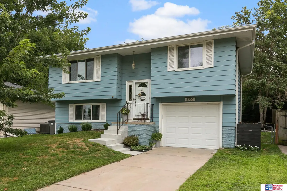 2305 Wildwood Place, Lincoln, NE 68512 - #1