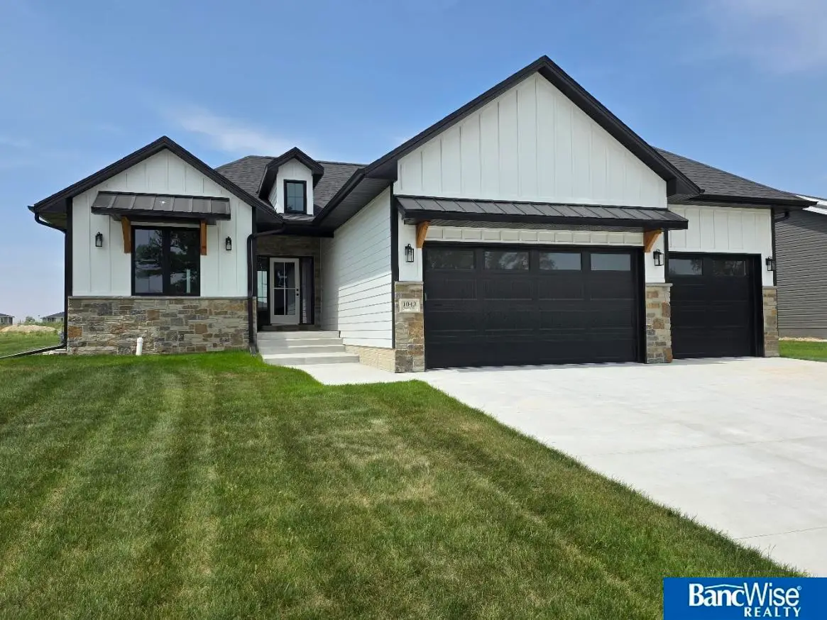 1043 Tuscan Trail, Hickman, NE 68372 - #1