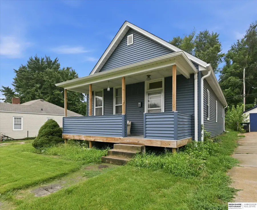 982 S 50th Street, Omaha, NE 68106 - #2