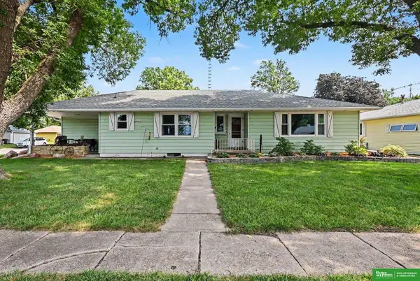 1290 N 4th Street, David City, NE 68632