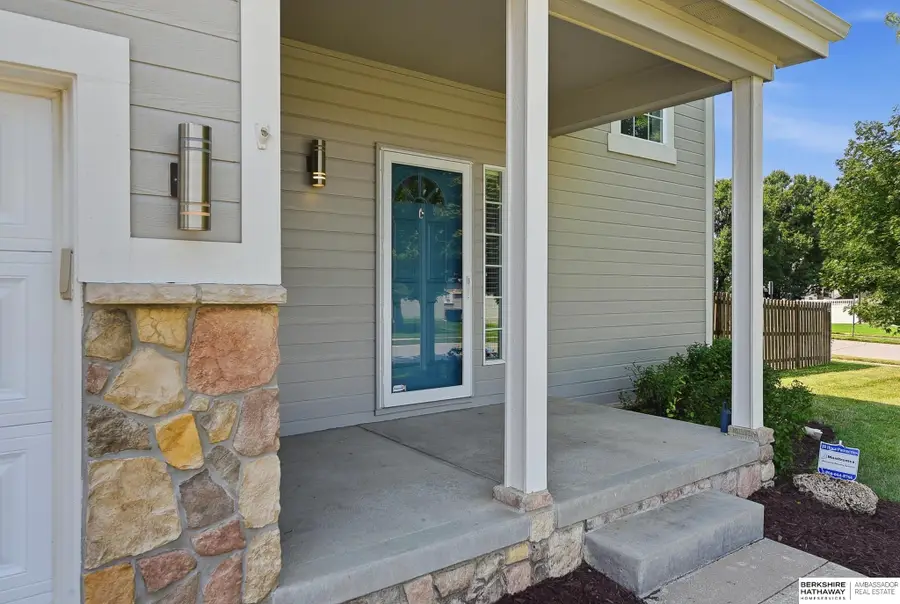 9707 Margo Street, La Vista, NE 68128 - #3
