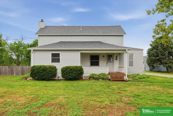 401 W Cloverly Road, Fremont, NE 68025