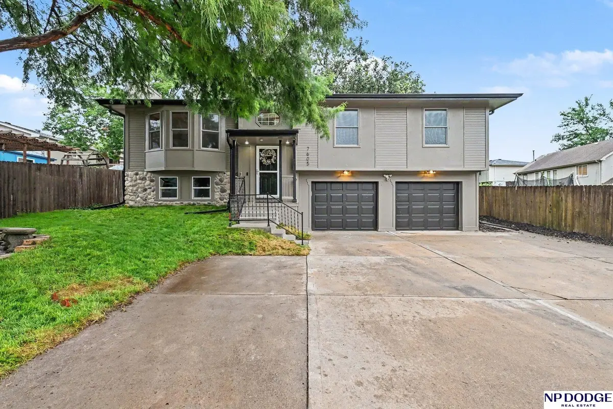 7605 S 134 Street, Omaha, NE 68138 - #1