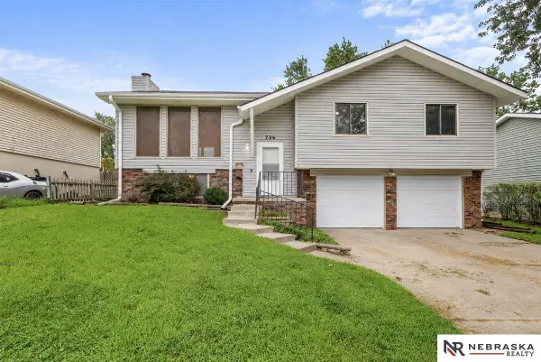 736 W Godfrey Drive, Lincoln, NE 68521