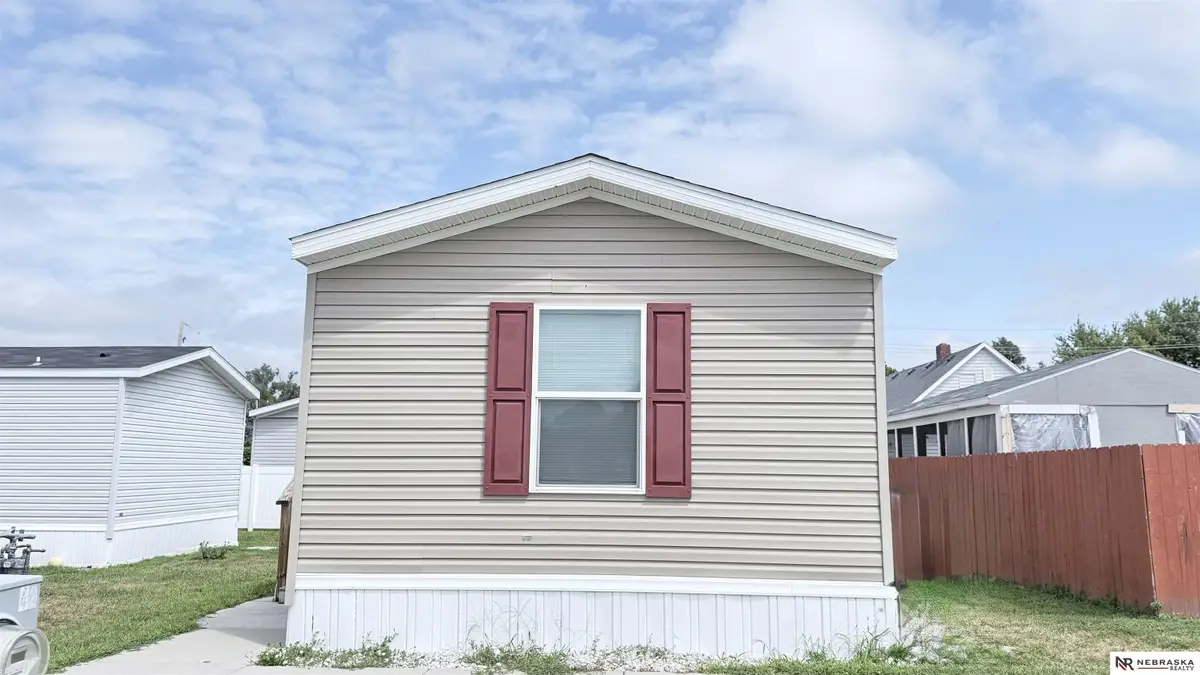 5702 N 16th Street #81, Omaha, NE 68110 - #1